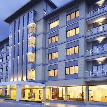 Hotel Surya Yudha Purwokerto Exterior photo