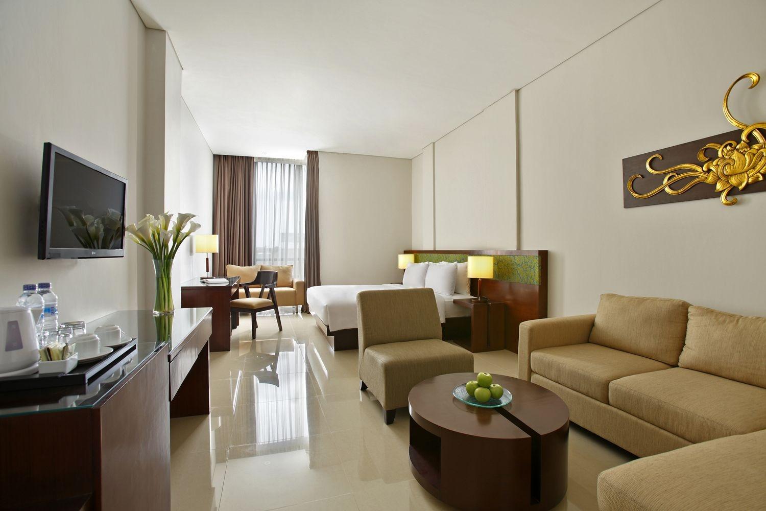 Hotel Surya Yudha Purwokerto Exterior photo