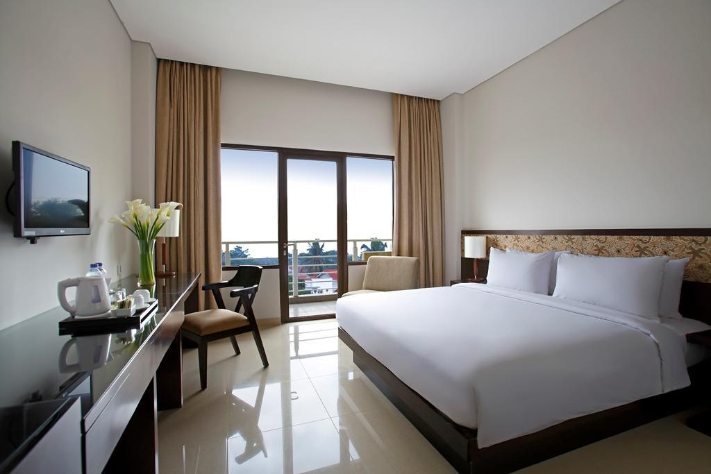 Hotel Surya Yudha Purwokerto Exterior photo