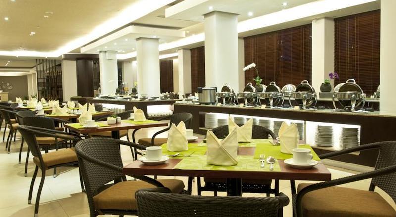 Hotel Surya Yudha Purwokerto Exterior photo