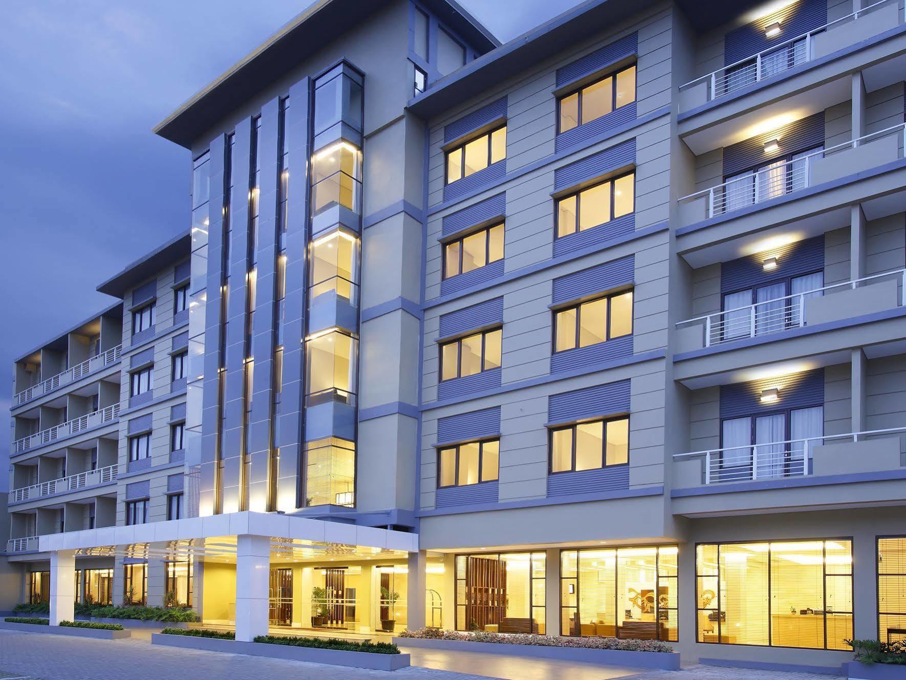 Hotel Surya Yudha Purwokerto Exterior photo