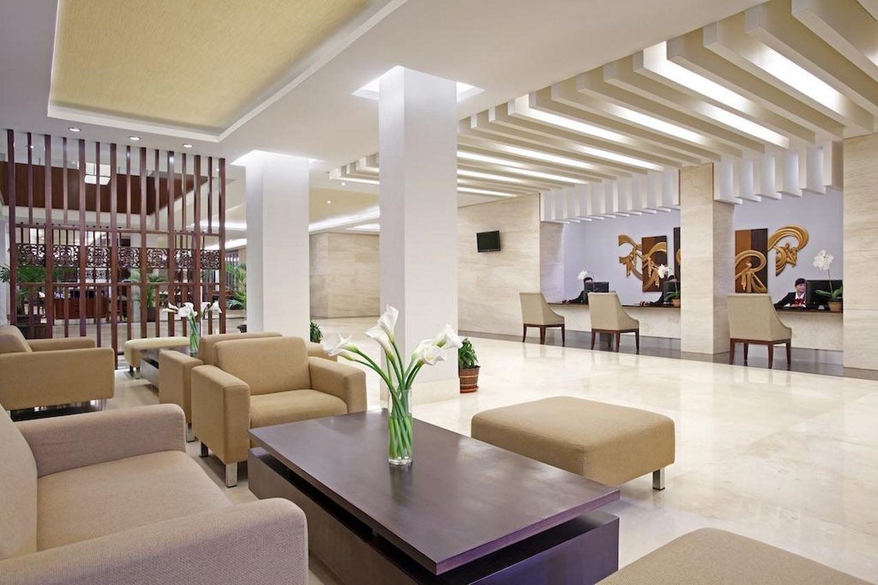 Hotel Surya Yudha Purwokerto Exterior photo